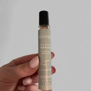 Rollerball perfume in no 27 by Mixture